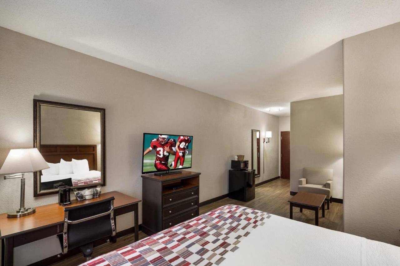 Red Roof Inn & Suites Bloomsburg - Mifflinville Exteriör bild