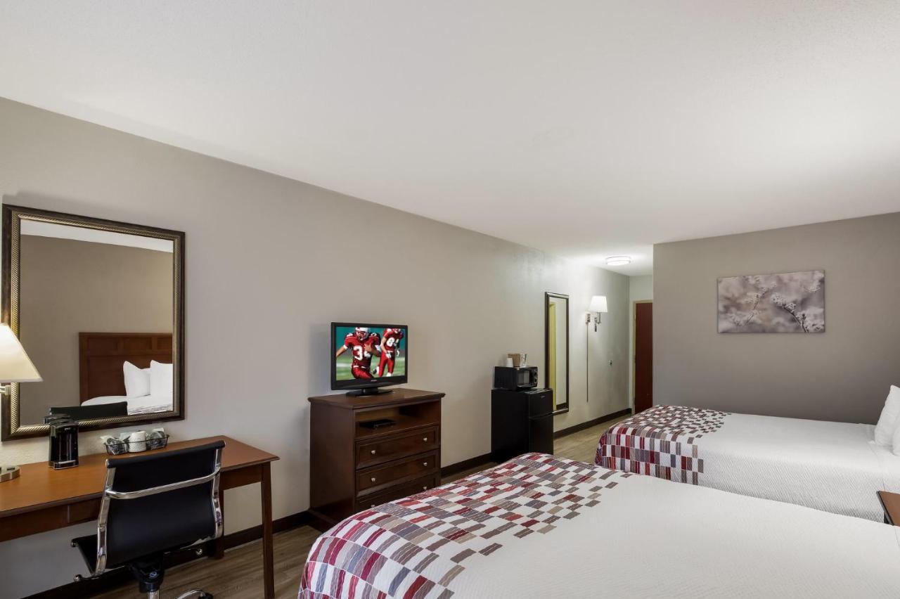 Red Roof Inn & Suites Bloomsburg - Mifflinville Exteriör bild