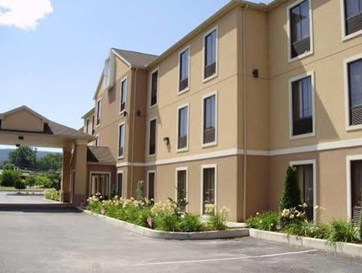 Red Roof Inn & Suites Bloomsburg - Mifflinville Exteriör bild